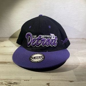 “The MotorcitD Detroit” Purple/Black Snapback UT Wear